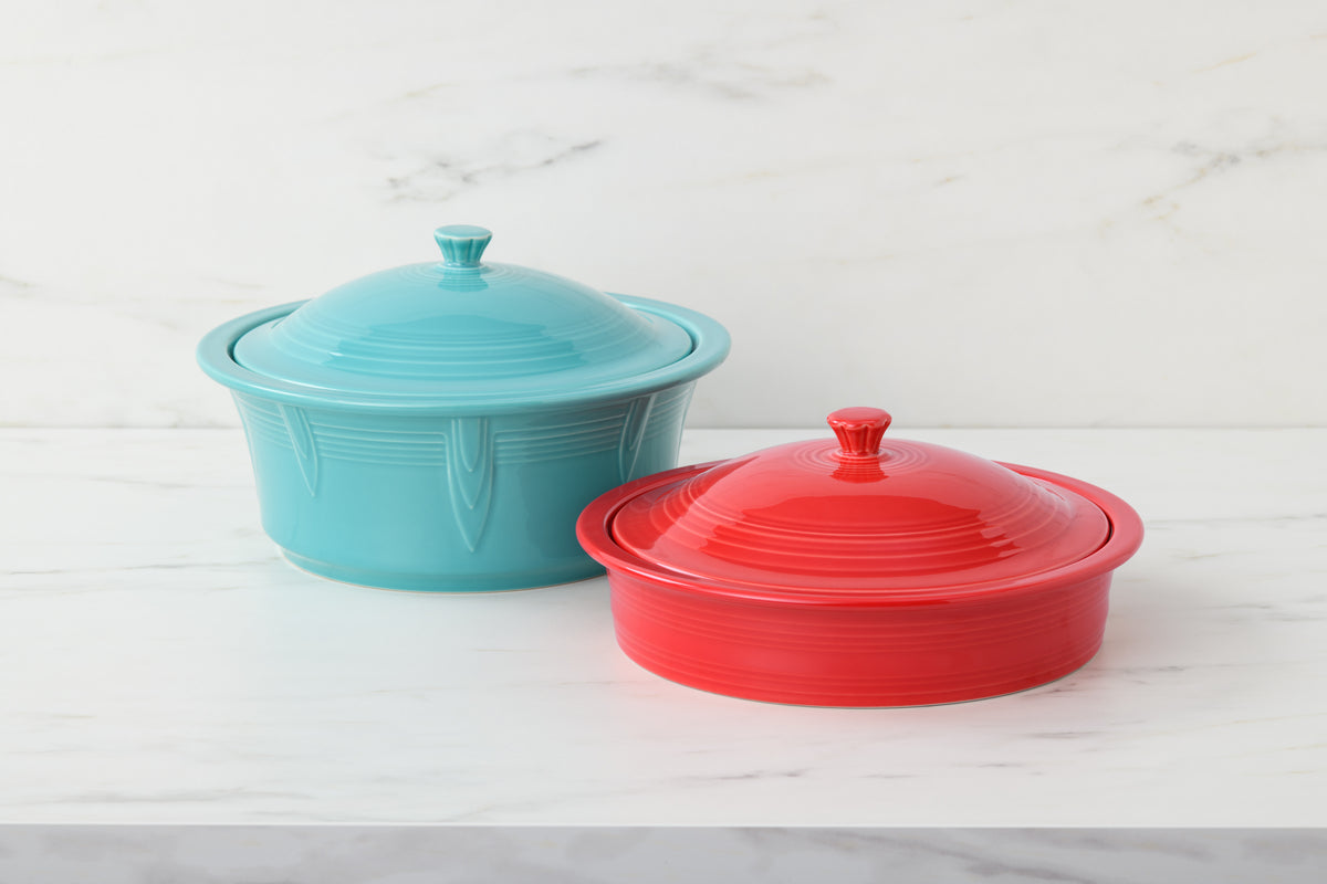 Large 10 Inch Round Covered Casserole 2.8 Quart - Image 2